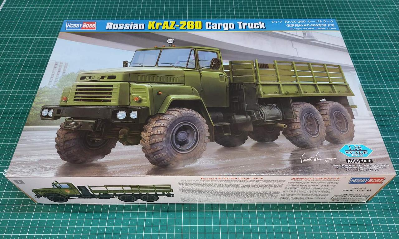 КрАЗ-260. Збірна модель радянського військового вантажівки в масштабі 1/35. HOBBY BOSS 85510
