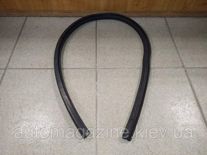 Купить Уплотнитель задней левой двери Газель, Соболь (вертикальный ...