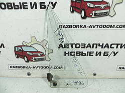 Скло (форточка) дверцята передньої правої VW LT 28 (1975-1996) ОЕ: 281845255