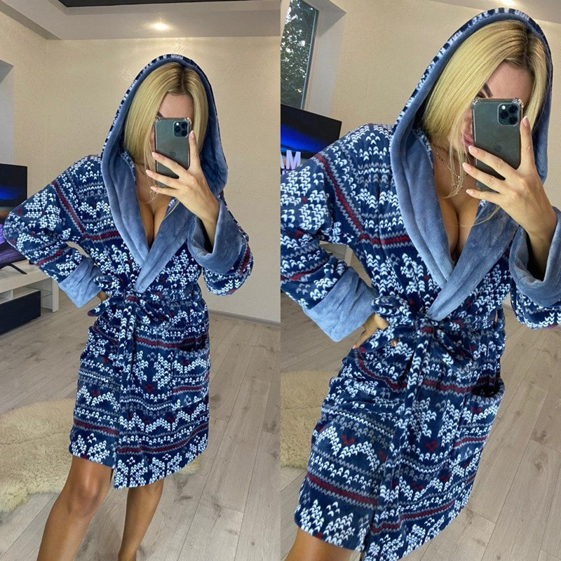 Жіночий м'який короткий халат з поясом сірий з рожевим