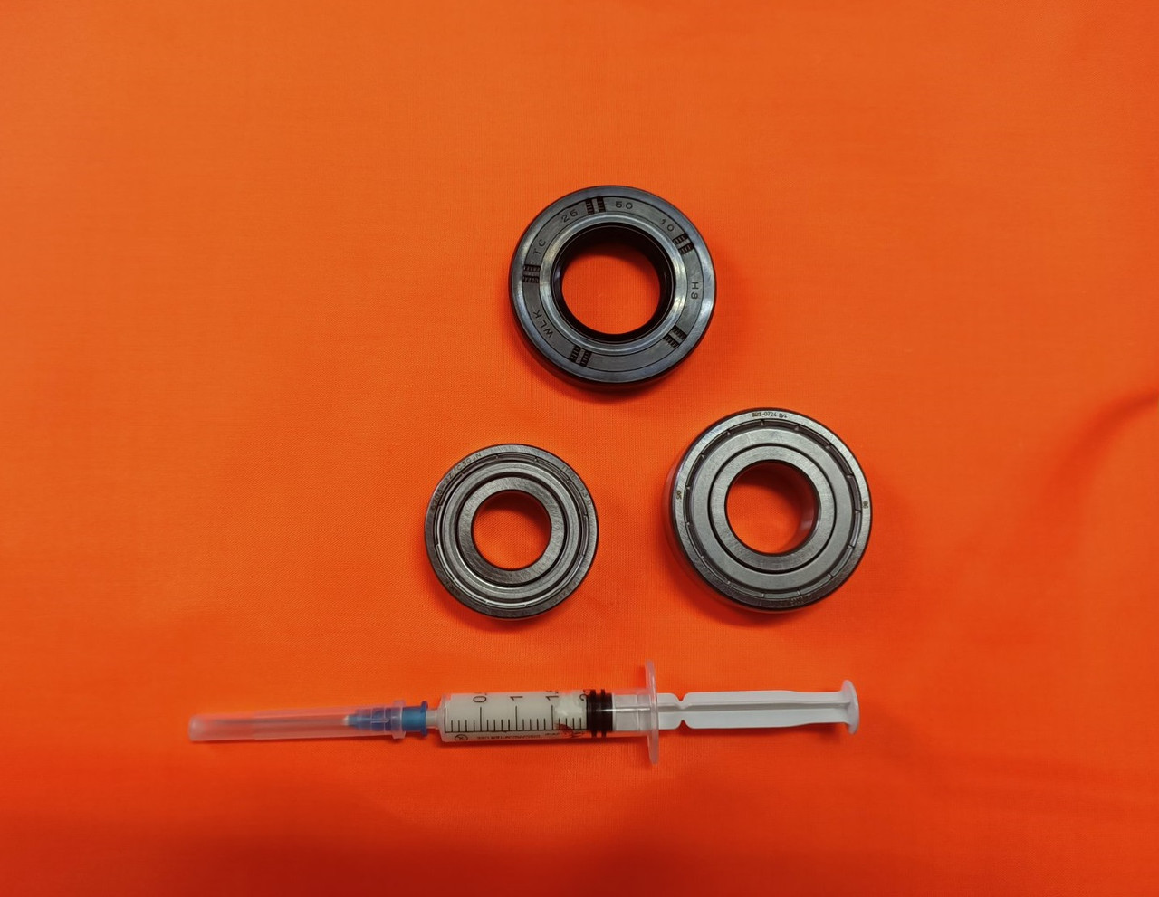 Комплект підшипників та сальник Whirlpool, Веко (6203, 6204, 25*50*10, мастило), фото 1