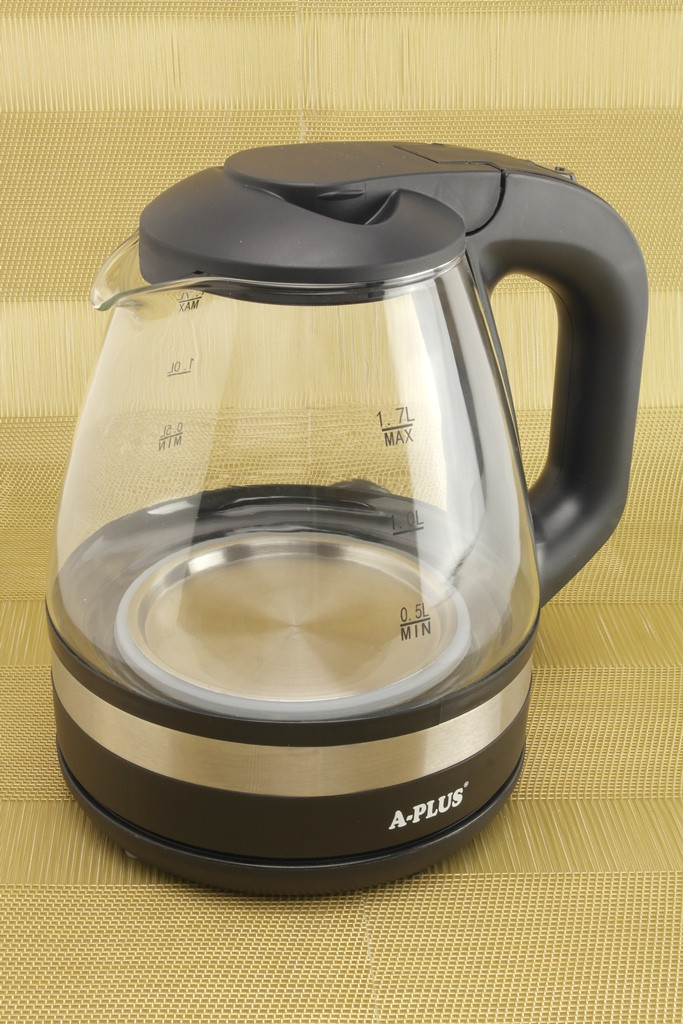 Електрочайник A-Plus AP-2131