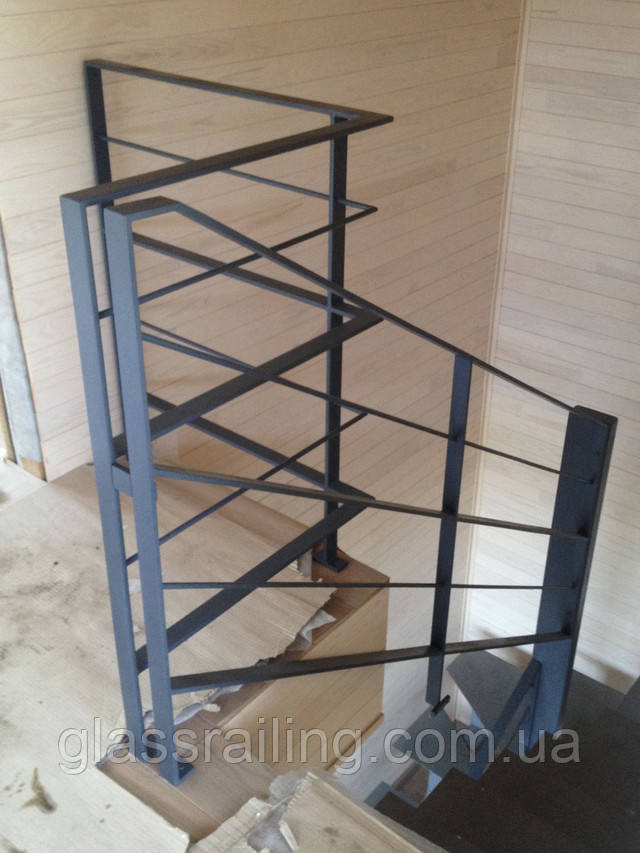 Stalnoe ograjdenie lestnici