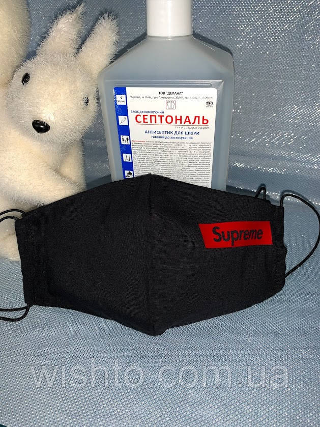 Маска з логотипом Supreme
