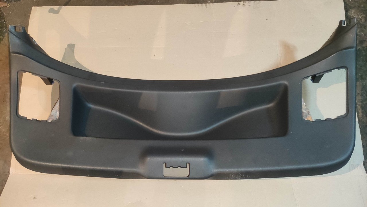 Карта кришки багажника (хетчбек) Renault Megane 3, 2008-2016, 909000161R (Б/У)