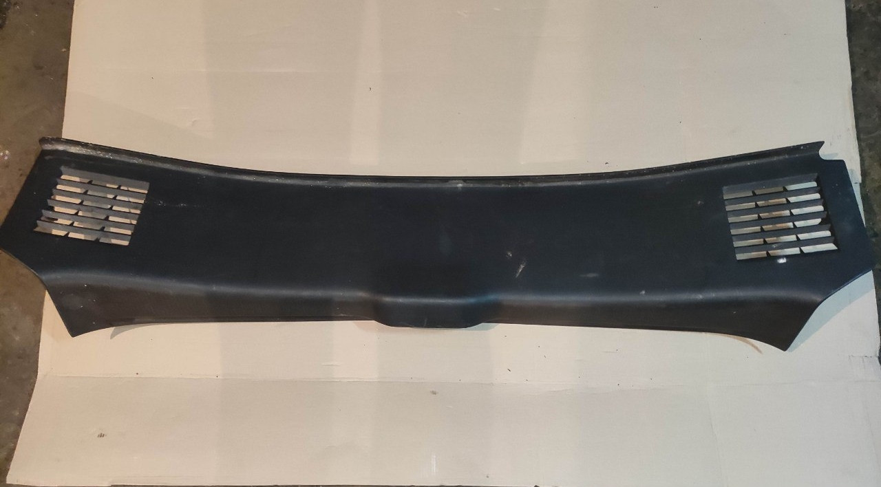 Накладка порога кришки багажника Renault Megane 3, 2008-2016, 849200007R (Б/У), фото 1