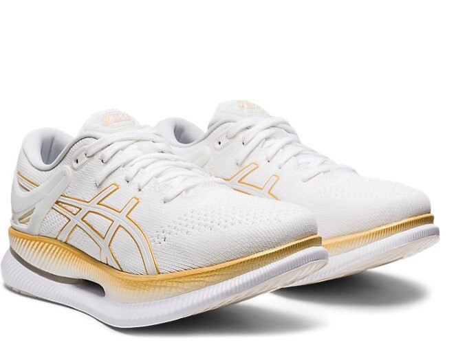 Жіночі кросівки для бігу ASICS METARIDE 1012A130-100