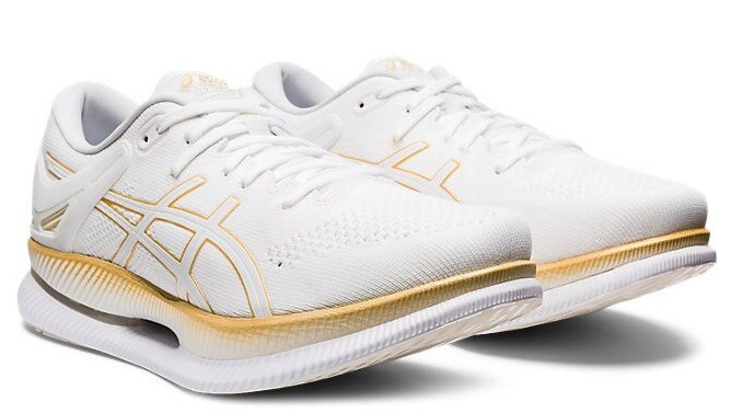 Чоловічі кросівки для бігу ASICS METARIDE 1011A142-100