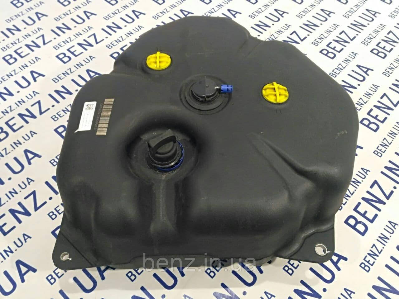 Бачок системи AdBlue з насосом Mercedes S212, W212, C207 A2124704802