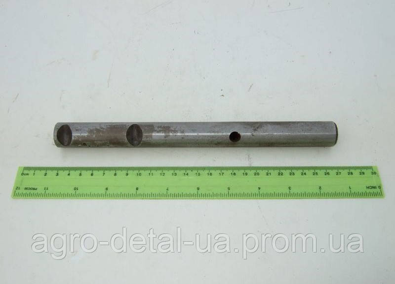 Вал вилки 151.37.227-2 перемикання режимів коробки Т-156,Т-157,Т-150-05-09-25,ХТЗ-16131, фото 1