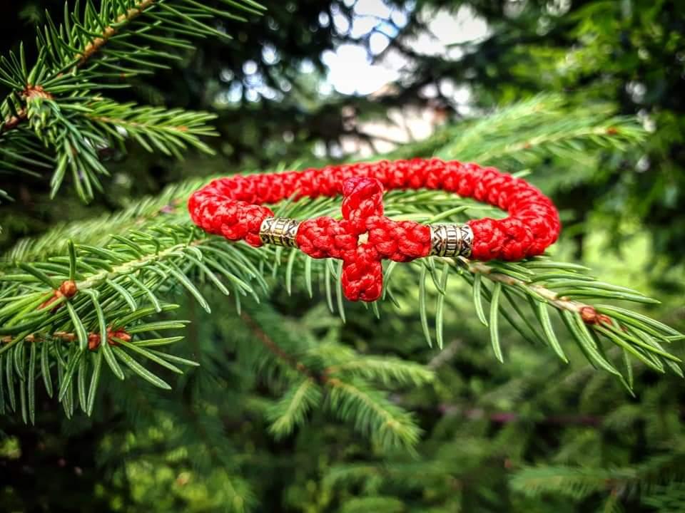 Браслети жіночі ручної роботи (колір сутажу і намистини на замовлення), фото 1