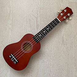 Укулеле сопрано 21" HM100-GB коричневий + медіатор