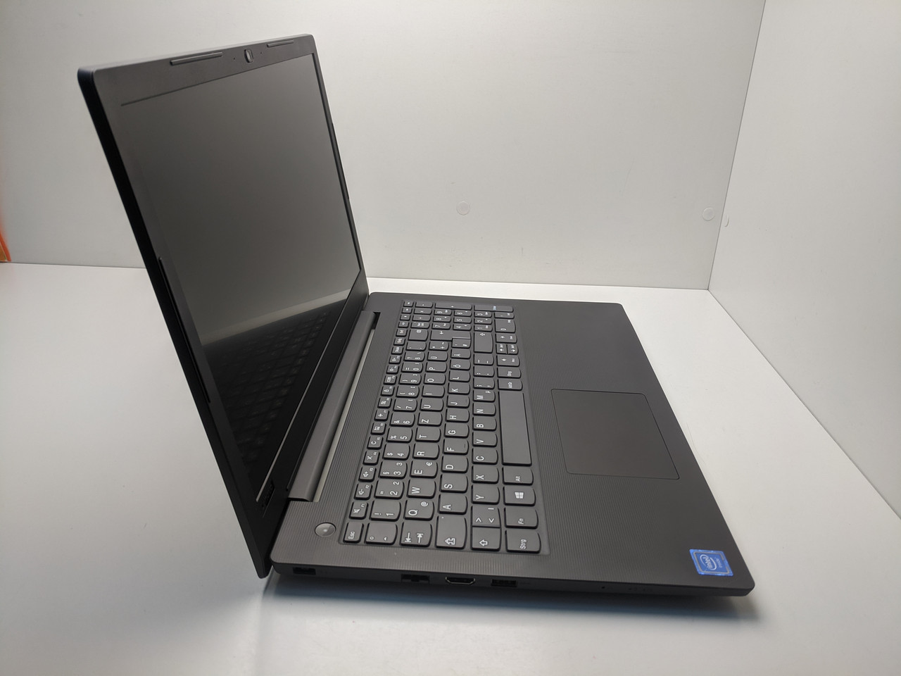 Ноутбук Lenovo V130-15IGM