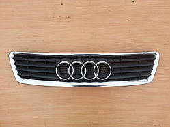 Решітка радіатора Audi A6 C5 Allroad 00-05 г