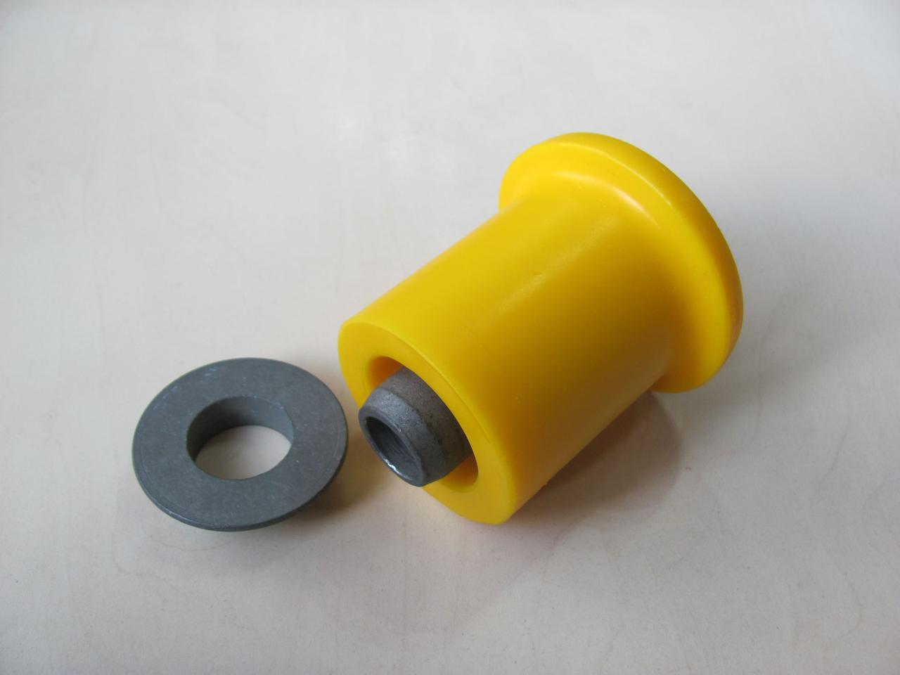 Сайлентблок кріплення передньої балки підрамника Renault Trafic | Opel Vivaro | POLYBUSH