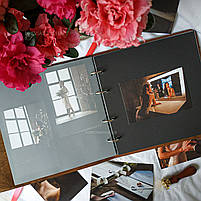 Дерев'яний фотоальбом з вашими написами (іменами) на подарунок до дня закоханих для жінки і чоловіка, фото 2