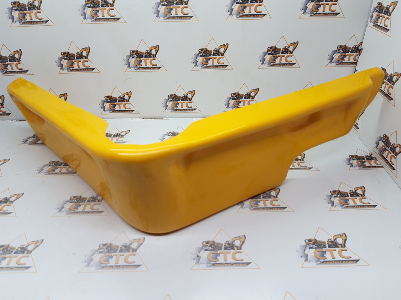 Панель (куточок) захисна пластикова права на JCB 3CX 4CX номер 123/02160