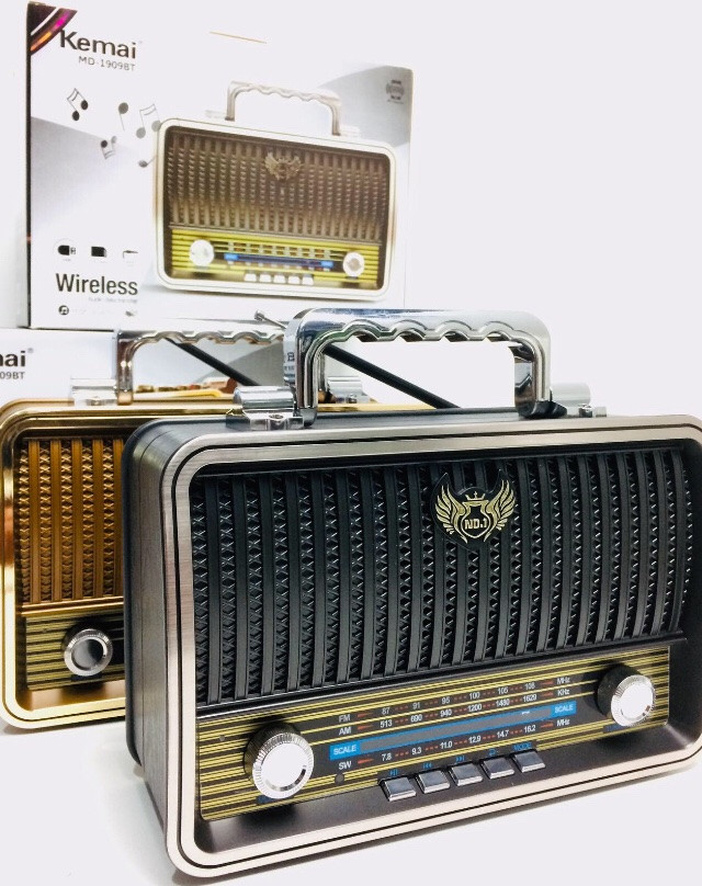 Радіоприймачі-902