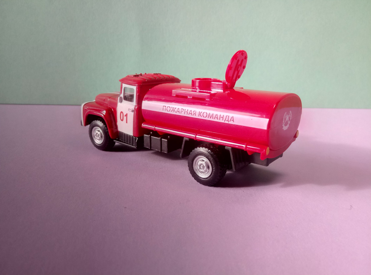 Игрушка пожарная цистерна ЗиЛ 130 с металлической кабиной инерционный - фото 5 - id-p1348730836