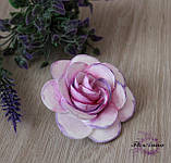 Шпилька ручної роботи з квіткою "Бузкова троянда з розписом", фото 4