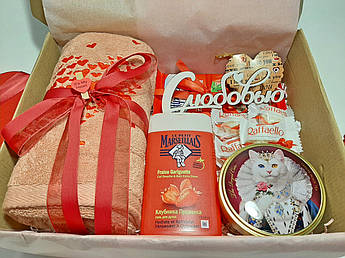 Подарунок-сюрприз "З любов'ю", подарунок уboxe + паковання в подарунок