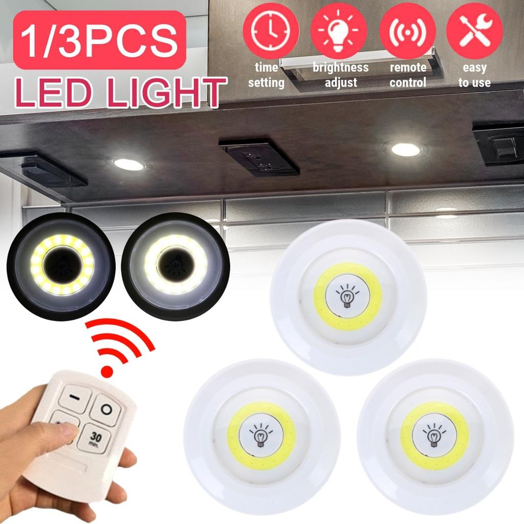 Опис Набір з трьох LED ламп з пультом BL-1012 (два режими яскравості) з таймером відключення