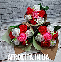 Букет із мила на 7 троянд ручна робота