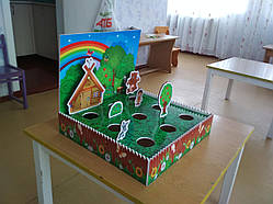 Стенд "Букви, годинник, форми"