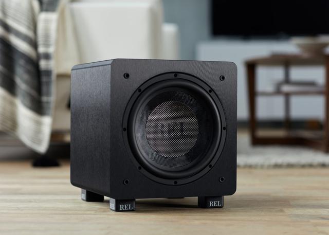 REL HT1205 активний сабвуфер