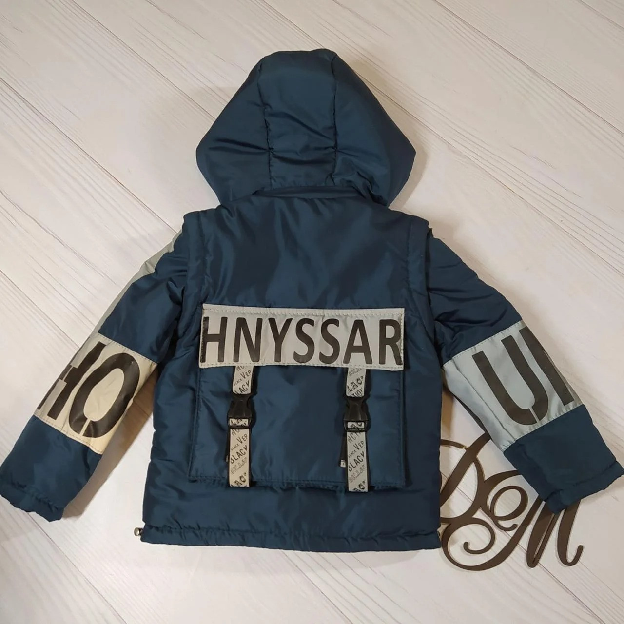Куртка жилет на мальчика демисезонная "Рюкзачок" со светоотражающими вставками джинс 92 - фото 5 - id-p1350221821