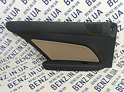 Карта задньої боковини зліва Mercedes C207 A2076902325