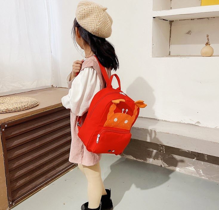 Дитячий рюкзак з милими принтами і вушками