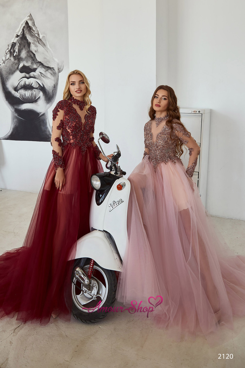 Довгий вечірній атласне плаття з розрізом і рукавами, фото 1