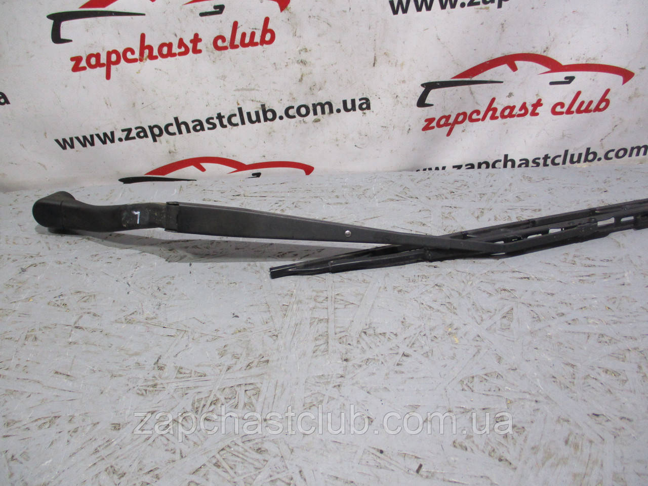 Тримач двірників лівий (щіткотримач) водійський MN190167 994744 Lancer 9 Mitsubishi, фото 1