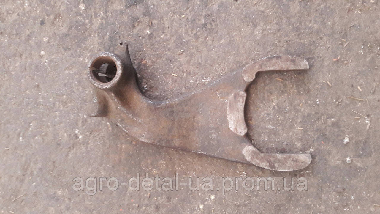 Вилка 75.37.152 А коробки перемикання передач трактора Т 74 ХТЗ, фото 1