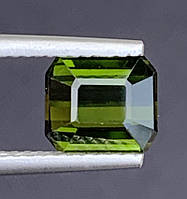 Натуральний турмалін індіголіт 1.52 Сt. 8.23 x 5.22 x 4.21 mm