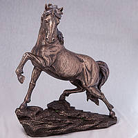 Статуетка Кінь на скелі (31 см)