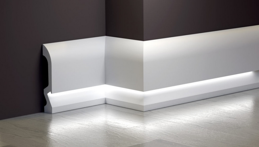 Ударостійкий плінтус з LED підсвічуванням LPC-19LE з дюрополімер білого кольору Cezar висотою 98 мм .Плінтус c, фото 1