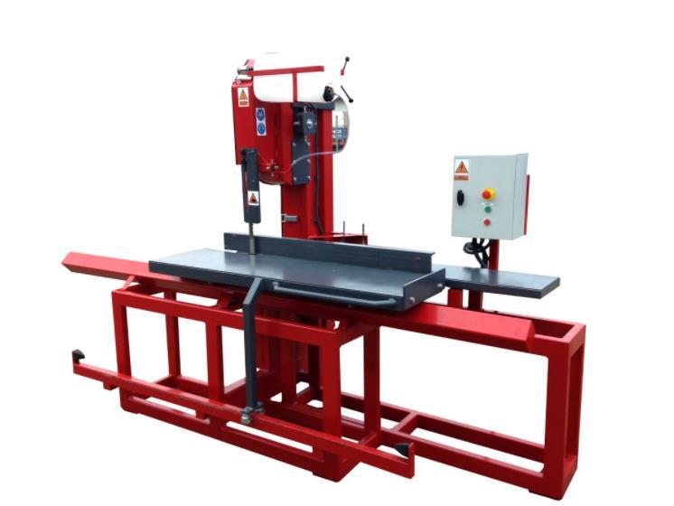 Стрічкова вертикальна пилорама Trak-Met PRPn-300