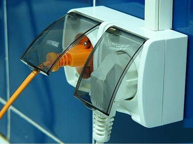Підключення до мережі електричного полотенцесушителя у ванній
