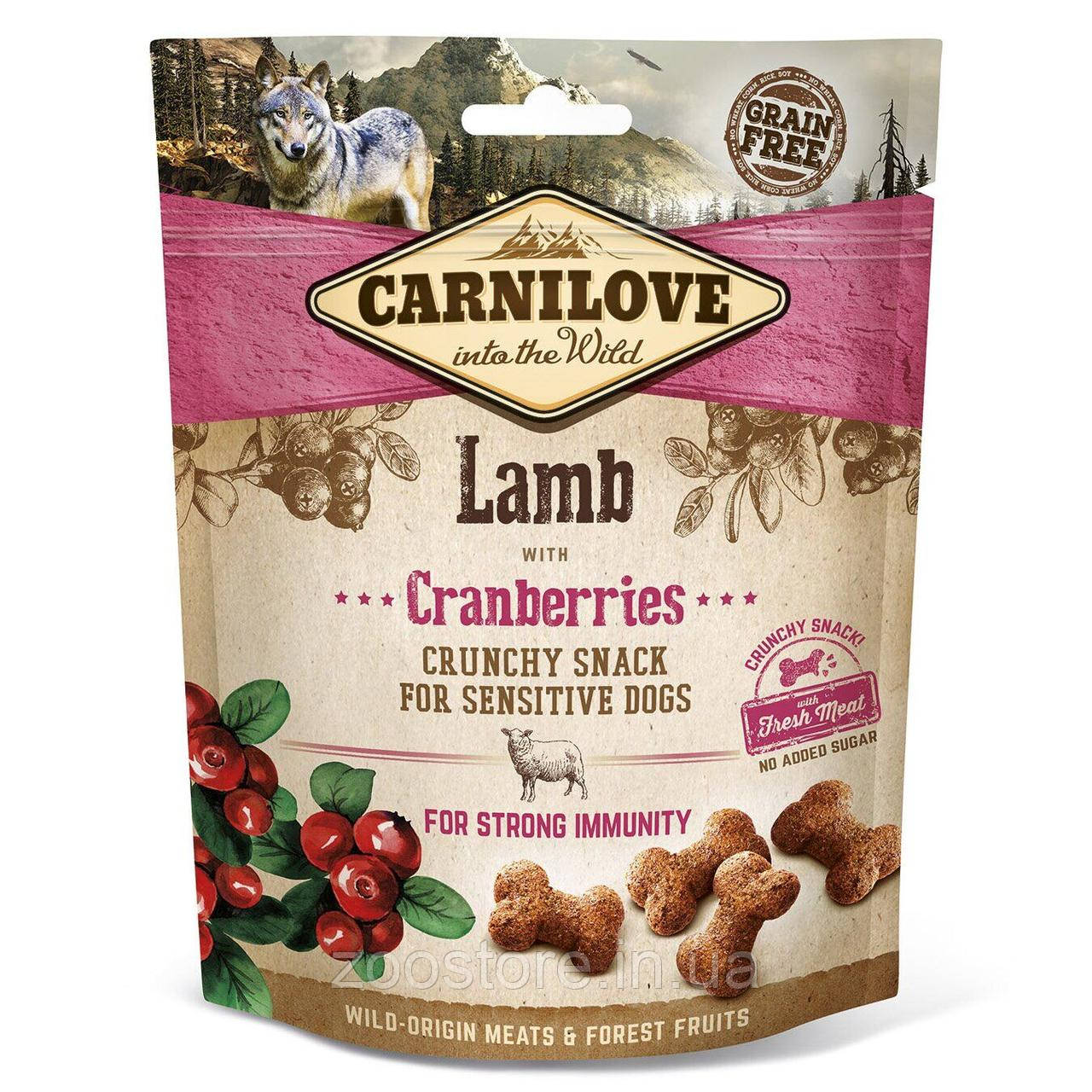 Ласощі для собак Carnilove Lamb with Cranberries 200 г - ягня/журавлина (для імунітету)