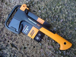 Сокира туристична Fiskars X7 XS