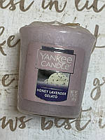 Свеча ароматическая Yankee Candle "Лаванда и мед"