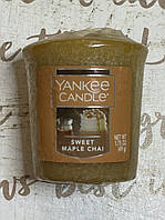 Свеча ароматическая "Кленовый сироп" Yankee Candle