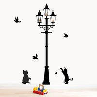 Декоративна наклейка наклейка Кошенята біля ліхтаря (самоклейні наклейки тварини) матова 680х1300 мм