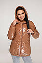 Весняна коричнева жіноча куртка з капюшоном весна осінь 44 48 52 розмір ПВ-1266, фото 3