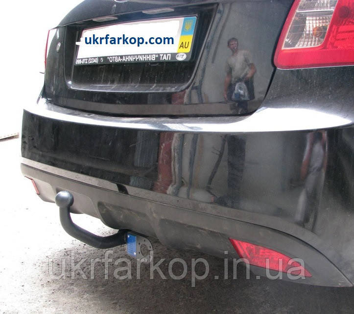 Фаркоп на Кіа Ріо, Фаркоп Kia Rio, (2005-2011), Седан