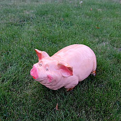 Садовий декор свиня рожева 25х26х44 см кераміка