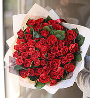 Букет з 47 червоних троянд "Ель Торо"