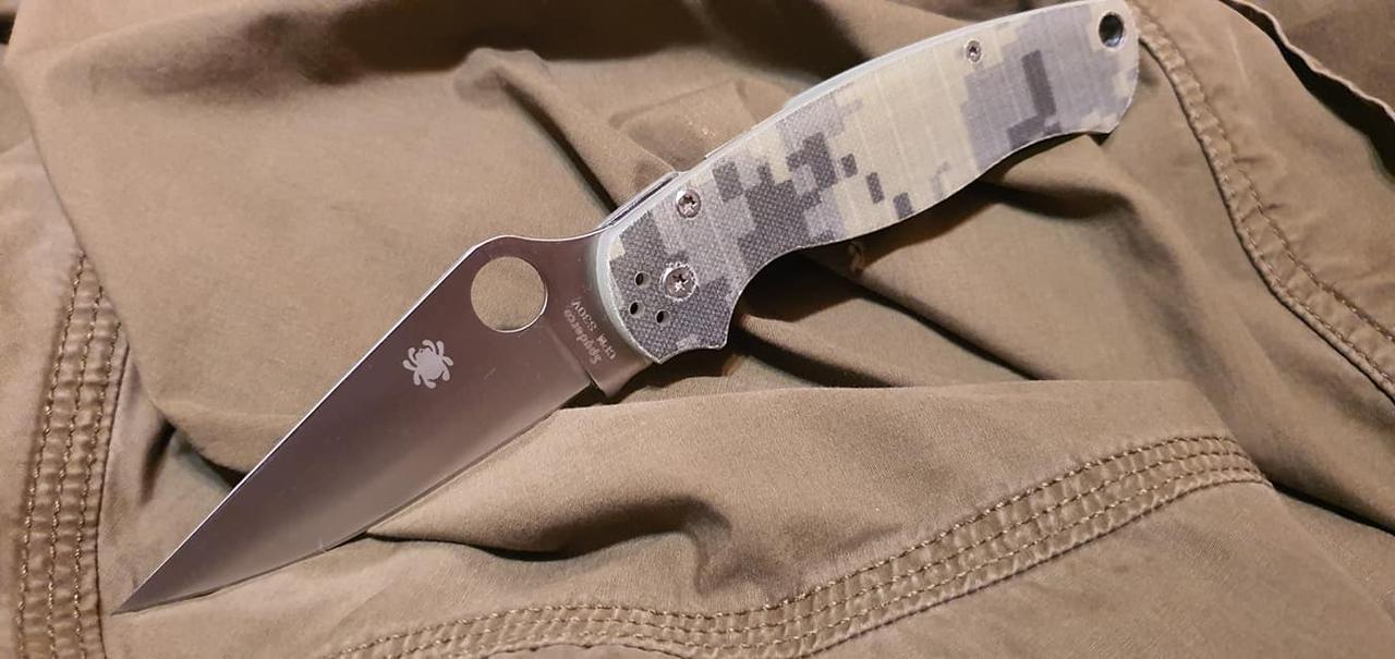 Складний ніж Spyderco А8 репліка з піксель рукояткою для полювання, риболовлі, туризму